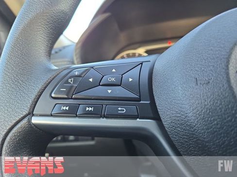 Used 2024 Nissan Sentra SV image 14