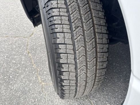 Used 2022 Ford F150 Lightning Pro AWD/4WD image 29