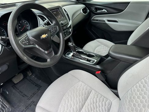 Certified 2020 Chevrolet Equinox LS AWD/4WD image 10