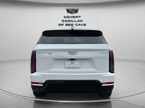 Certified 2025 Cadillac Escalade IQ Luxury 2 w/ LPO, Premium Carpet Package image 6