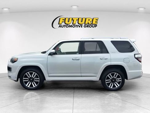 Used 2023 Toyota 4Runner Limited AWD/4WD image 7