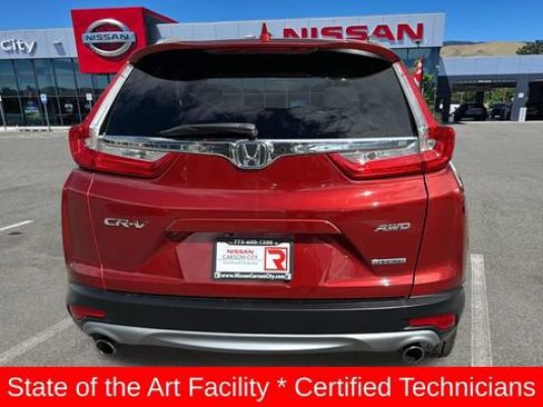 Used 2018 Honda CR-V Touring image 4