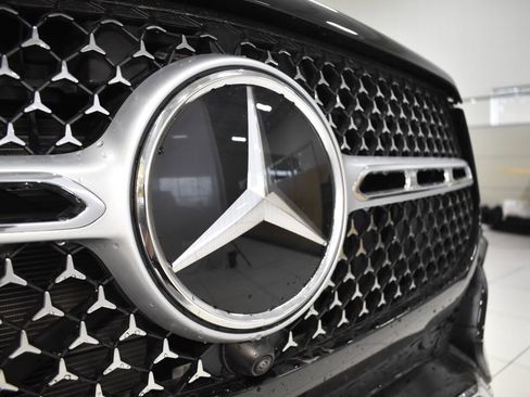 Certified 2024 Mercedes-Benz GLE 580 4MATIC image 15