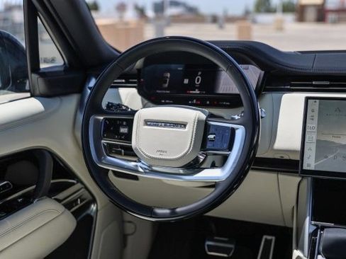 New 2025 Land Rover Range Rover SE image 16