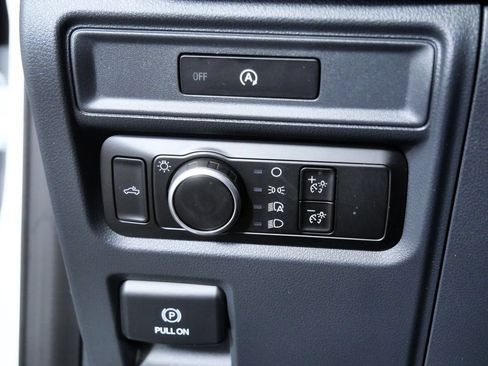 Used 2025 Ford F150 XL AWD/4WD image 24