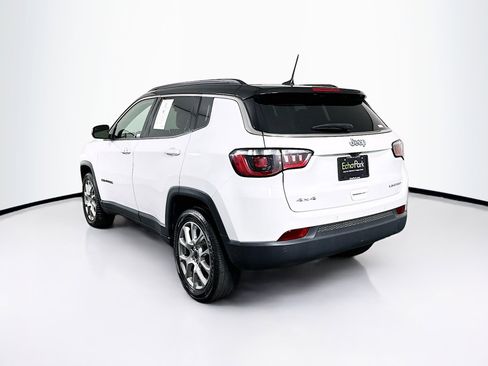 Used 2025 Jeep Compass Limited image 5