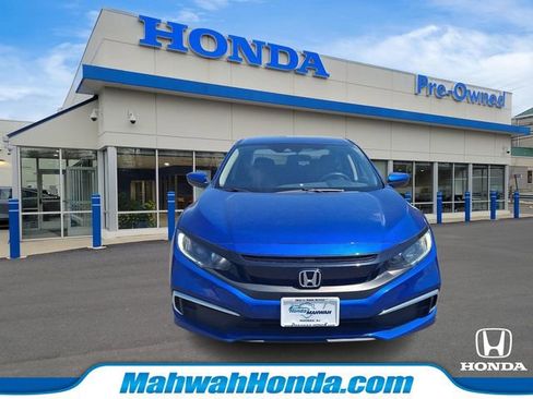 Used 2019 Honda Civic LX image 2