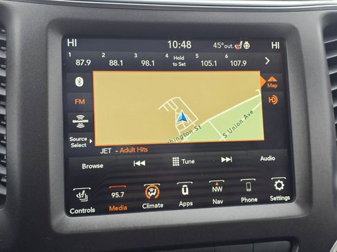 Used 2021 Jeep Cherokee Trailhawk w/ Sun, Sound & Nav Group AWD/4WD image 22