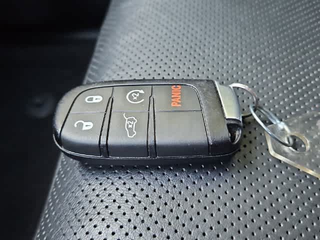 Used 2023 Dodge Durango GT AWD/4WD image 30
