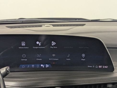 Used 2024 Cadillac XT4 Premium Luxury FWD image 20