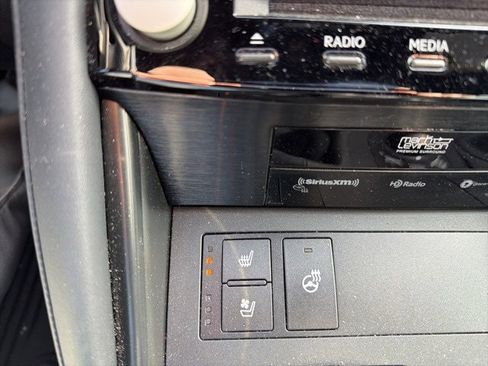 Used 2023 Lexus IS 350 F Sport image 18