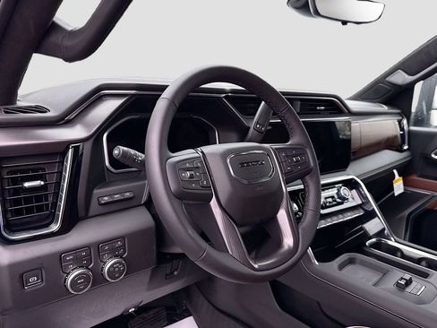 New 2026 GMC Sierra 2500 Denali Ultimate AWD/4WD image 9