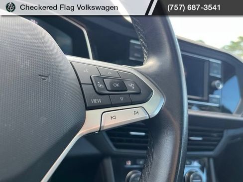 Used 2024 Volkswagen Jetta SE FWD image 34