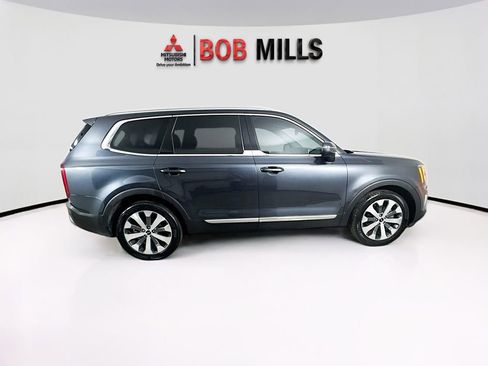 Used 2022 Kia Telluride EX w/ EX Premium Package FWD image 8