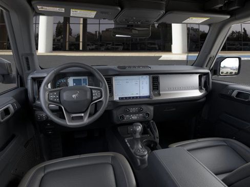 New 2025 Ford Bronco Outer Banks w/ Sasquatch Package image 9