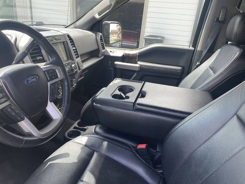Used 2018 Ford F150 Lariat AWD/4WD image 5