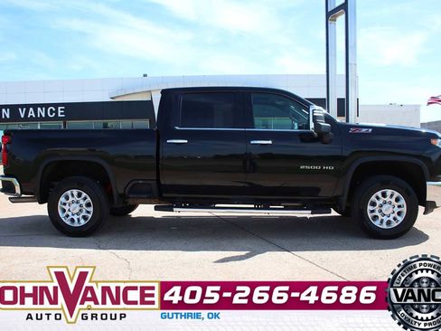 Used 2020 Chevrolet Silverado 2500 LTZ w/ Z71 Off-Road Package AWD/4WD image 15