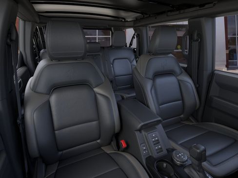 New 2026 Ford Bronco Outer Banks AWD/4WD image 10