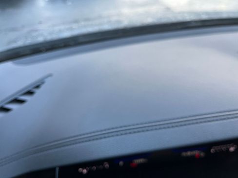 Used 2025 Volkswagen Jetta SE image 34