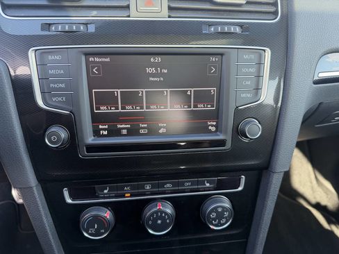 Used 2016 Volkswagen GTI SE w/ Lighting Package (SEL) FWD image 31