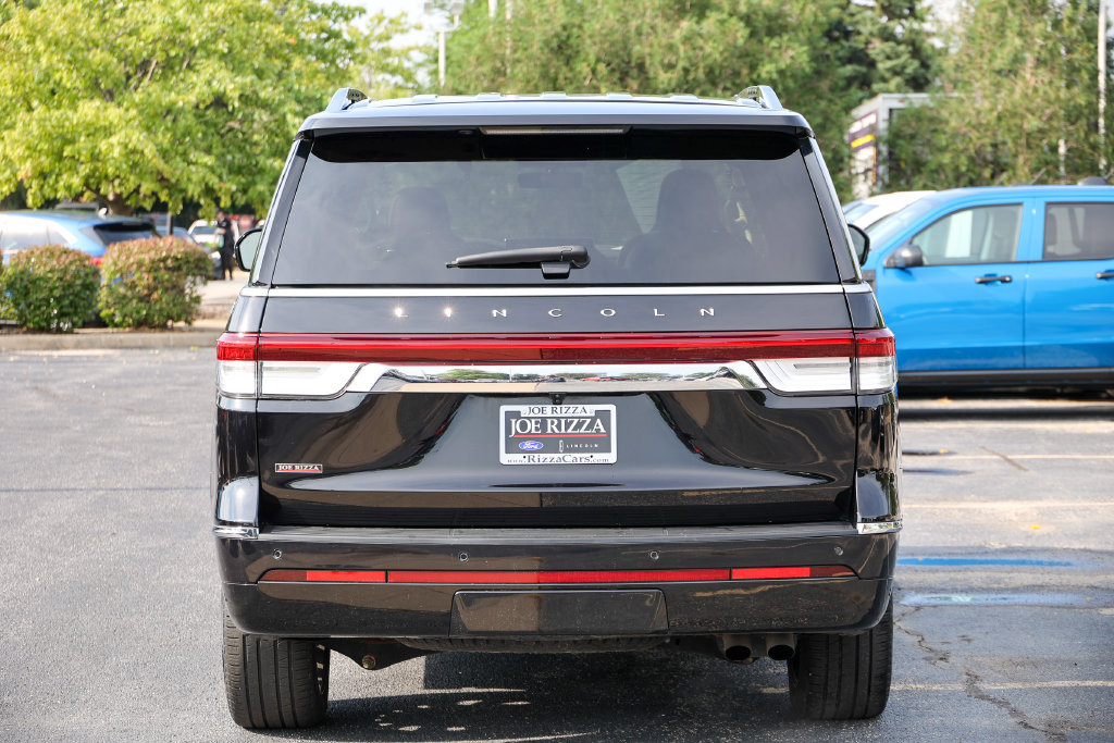 Certified 2022 Lincoln Navigator Reserve AWD/4WD image 25