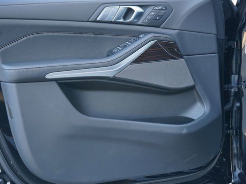 New 2026 BMW X7 xDrive40i image 10