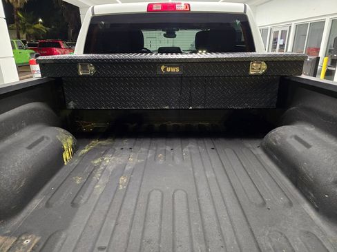 Used 2024 RAM 2500 Big Horn w/ Off Road Package AWD/4WD image 6