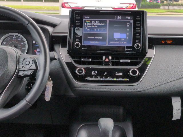 Certified 2022 Toyota Corolla SE FWD image 17