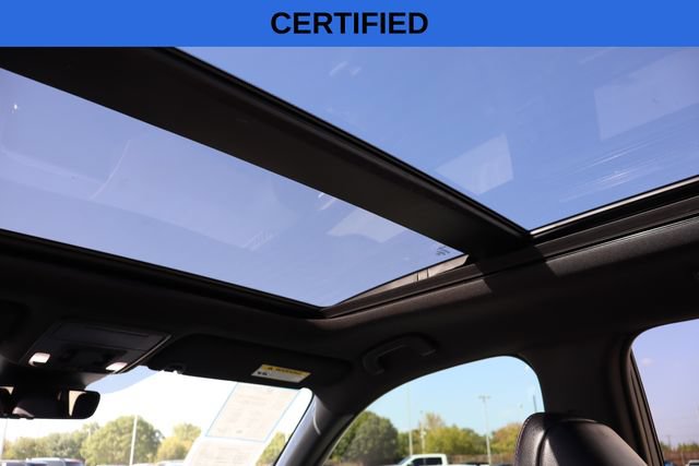 Used 2025 Honda Pilot Black Edition image 8