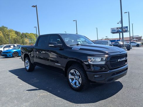 Used 2022 RAM 1500 Big Horn AWD/4WD image 3