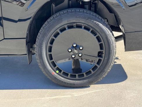 New 2026 Ford Maverick Lobo AWD/4WD image 14