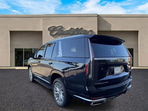 Certified 2023 Cadillac Escalade Premium Luxury AWD/4WD image 7