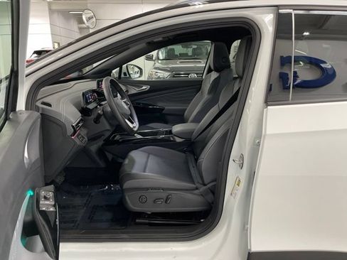 Certified 2023 Volkswagen ID.4 Pro S Plus AWD/4WD image 7