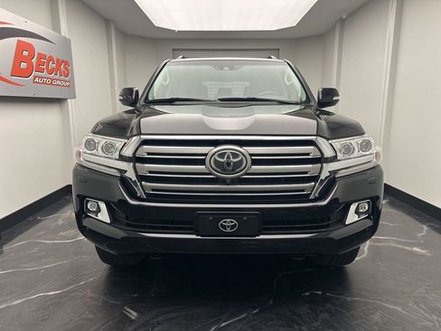 Used 2016 Toyota Land Cruiser image 35