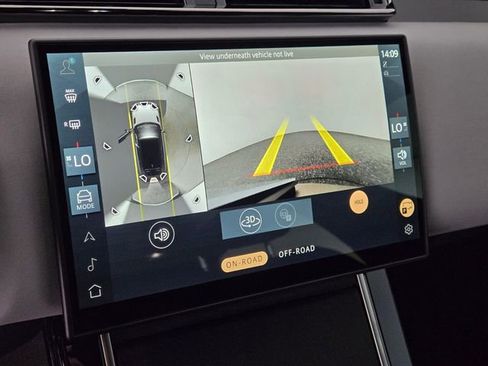 New 2026 Land Rover Range Rover Velar Dynamic SE image 25