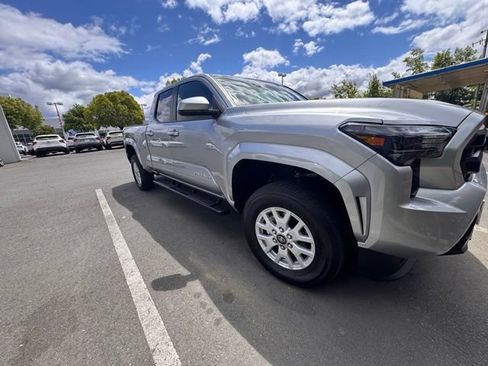Used 2026 Toyota Tacoma SR5 RWD image 1