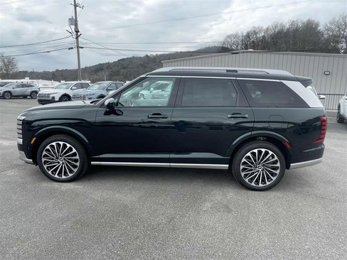 New 2026 Hyundai Palisade Calligraphy image 2