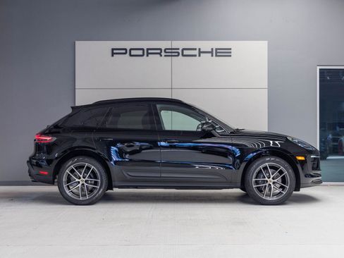 Certified 2026 Porsche Macan image 8