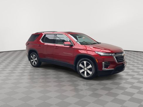 Certified 2023 Chevrolet Traverse LT w/ LT Premium Package image 40