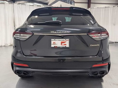 Used 2022 Maserati Levante GT AWD/4WD image 29