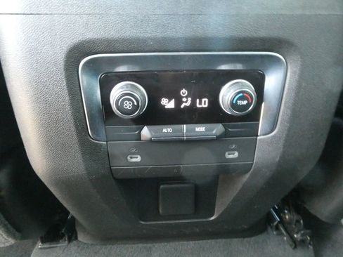 Used 2021 Chevrolet Tahoe LT AWD/4WD image 29