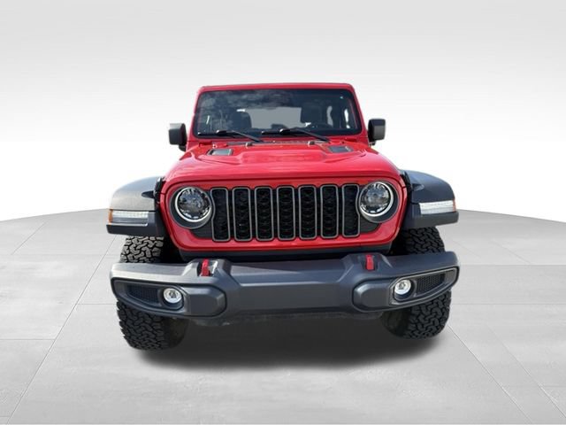 Used 2025 Jeep Wrangler Rubicon w/ Convenience Group AWD/4WD image 9