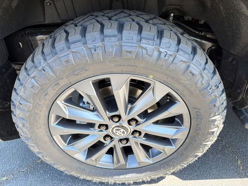 New 2026 Toyota Land Cruiser w/ Premium Package AWD/4WD image 17