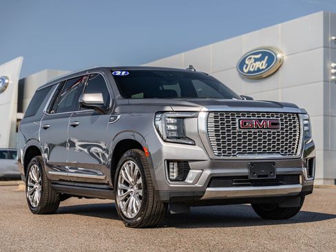 Used 2021 GMC Yukon Denali w/ Denali Premium Package RWD image 1