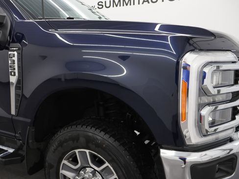 Used 2023 Ford F350 Lariat w/ FX4 Off-Road Package AWD/4WD image 24