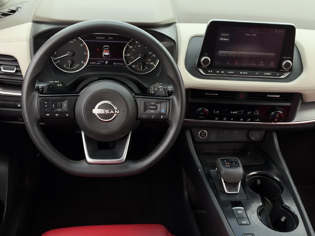 Used 2023 Nissan Rogue SV FWD image 12