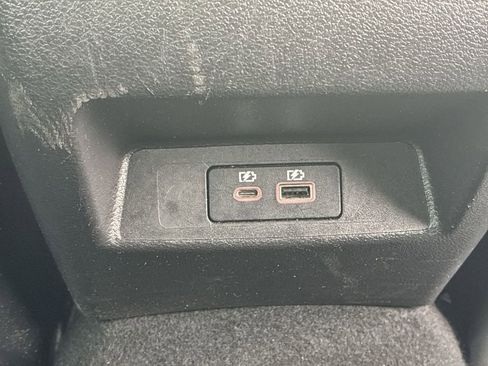 Used 2024 Nissan Altima 2.5 SV FWD image 12