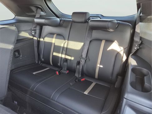 Used 2025 MAZDA CX-90 3.3 Turbo S w/ Premium Package image 13