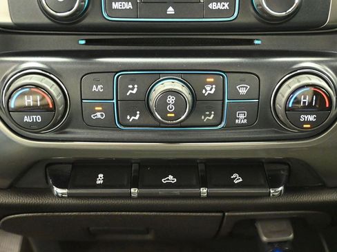 Used 2018 Chevrolet Silverado 1500 LT w/ All Star Edition image 23