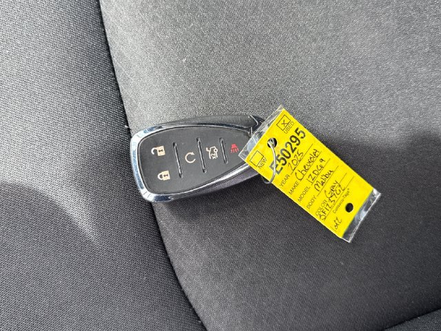 Used 2025 Chevrolet Malibu LT FWD image 28